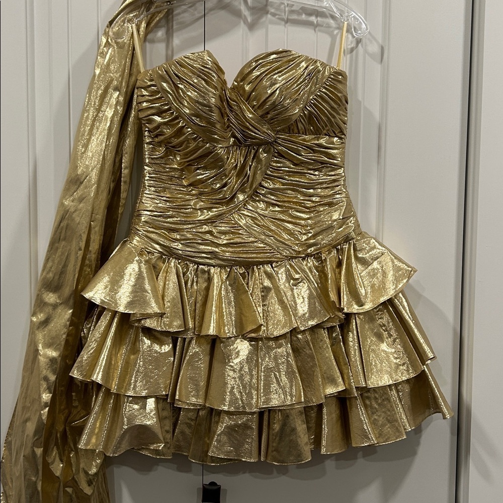 Cache Metallic Gold Evening Dress - Picture 2 of 10